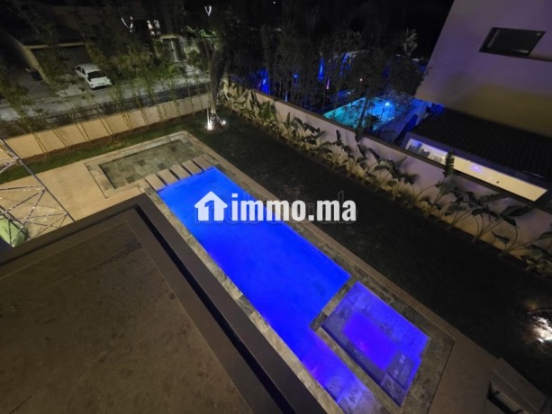 exclusivite-villa-contemporaine-de-prestige-a-vendre-sur-le-golf-de-noria-vue-atlas-imprenable-big-15
