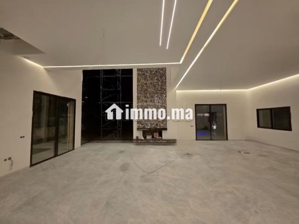 exclusivite-villa-contemporaine-de-prestige-a-vendre-sur-le-golf-de-noria-vue-atlas-imprenable-big-4