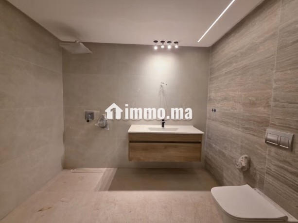 exclusivite-villa-contemporaine-de-prestige-a-vendre-sur-le-golf-de-noria-vue-atlas-imprenable-big-6