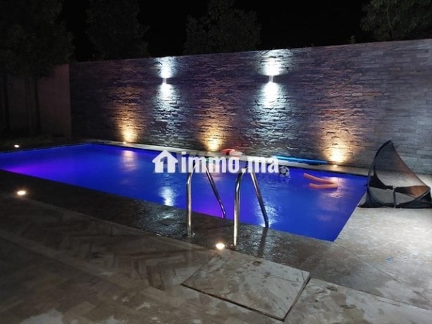 villa-vide-a-louer-longue-duree-akenza-big-5