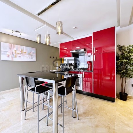 studio-full-equipe-a-la-location-sur-racine-big-4