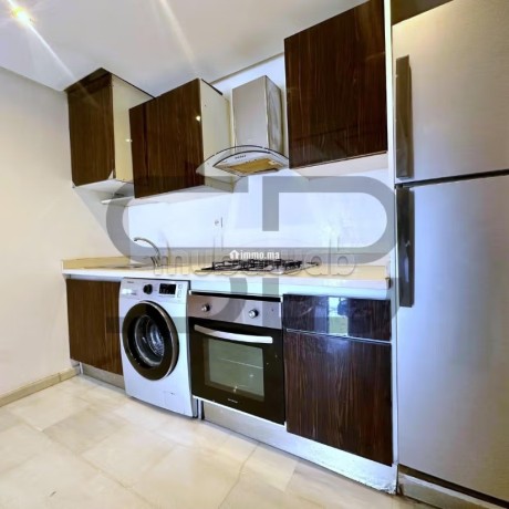 studio-sans-vis-a-vis-a-louer-maarif-big-6