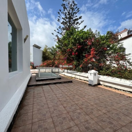 a-louer-villa-de-charme-a-ain-diab-big-9