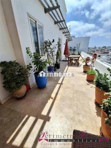 RACINE BEL APPT MEUBLÉ AVEC TERRASSE A LOUER - Location Immobilier - Casablanca - photo 4