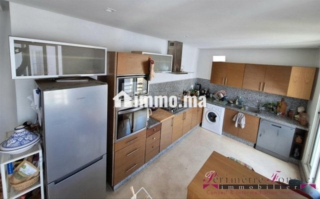 racine-bel-appt-meuble-avec-terrasse-a-louer-big-11