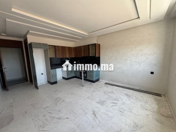 studio-haut-standing-a-louer-bouskoura-big-1