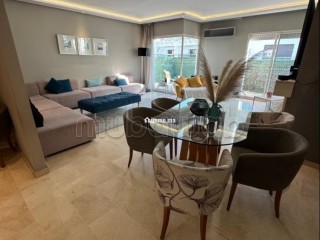 Superbe appartement à vendre à Racine. Surface de 165 m². Bien meublé - Appartement à vendre - Casablanca