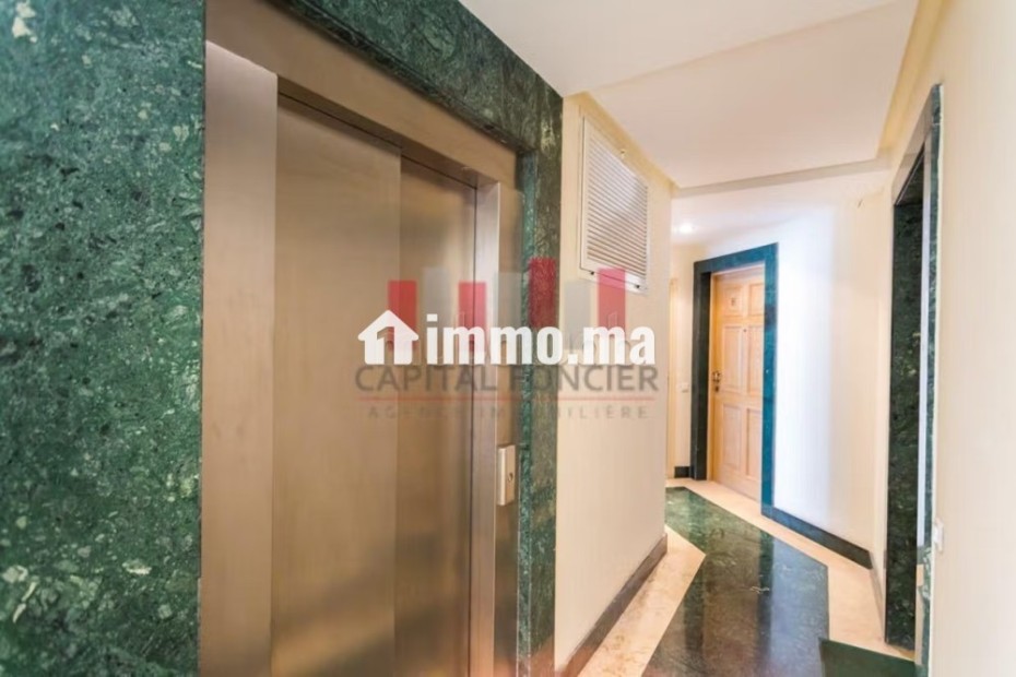 Louez cet appartement à Racine. 2 pièces. Meublé - Location Immobilier - Casablanca - photo 4