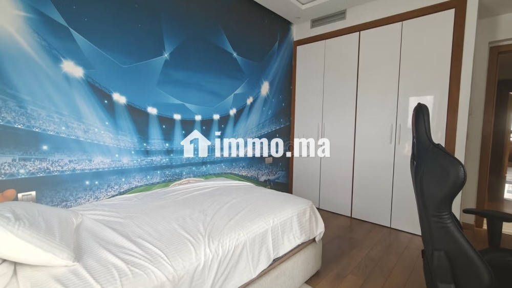 Vend appartement à Casablanca Finance City.
Surface totale 202 m².
Bien meublé - Vente Immobilier - Casablanca - photo 6