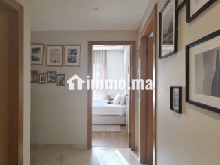 Vend appartement à Casablanca Finance City.
Surface totale 202 m².
Bien meublé - Appartement à vendre - Casablanca