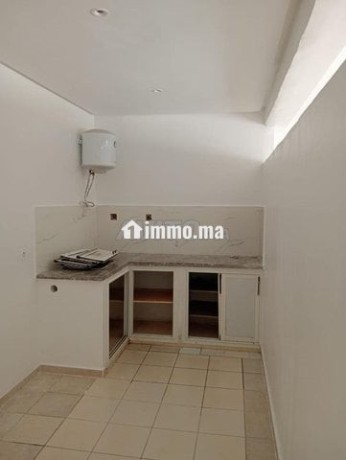studio-a-louer-hay-riad-big-2