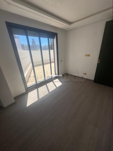 Vend appartement à Les princesses. 2 chambres agréables. Antenne parabolique et sécurité - Vente Immobilier - Casablanca - photo 6