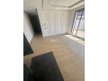 vend-appartement-a-les-princesses-2-chambres-agreables-antenne-parabolique-et-securite-small-2