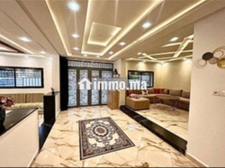 villa-de-luxe-a-hay-salam-340-m2-jardin-terrasse