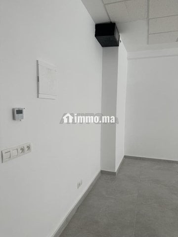Location bureau neuf business center coté nearshor - Location Immobilier - Casablanca - photo 2