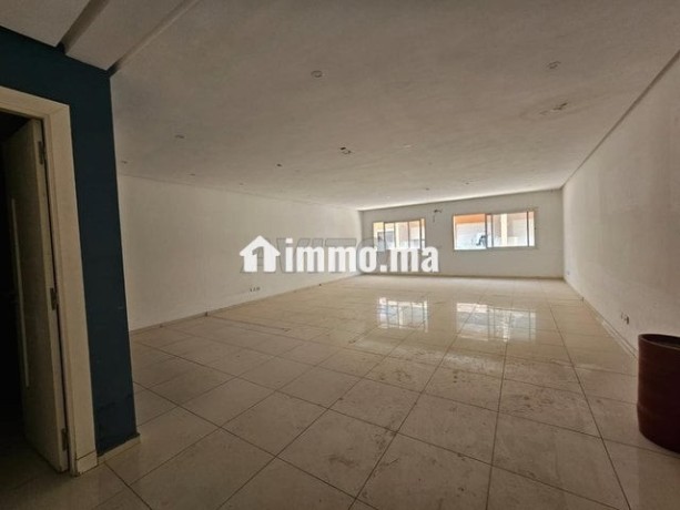 plateau-bureau-en-location-de-80m2-a-gueliz-big-0