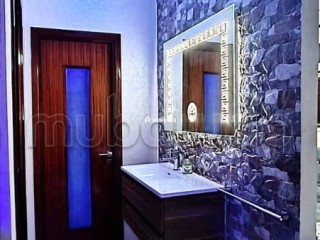 Location saisonnière villa haut standing à Riyad. Surface totale 300 m². Piscine et cheminée - Maison à vendre - Rabat