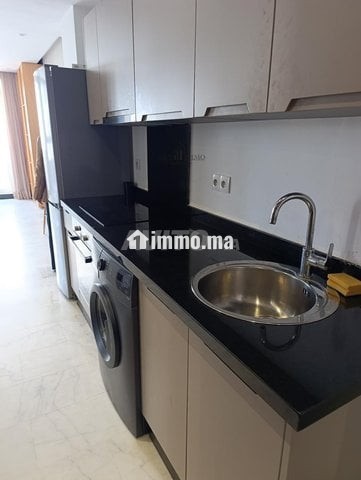 Studio Meublé Avec Emplacement Premium - Location Immobilier - Casablanca - photo 4