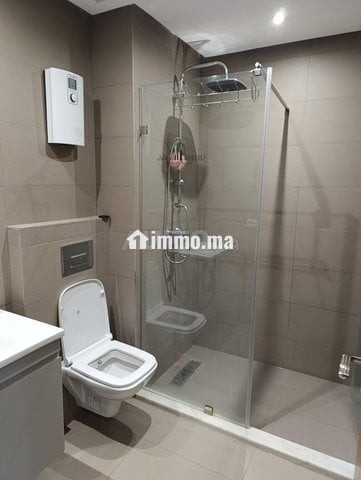 Studio Meublé Avec Emplacement Premium - Location Immobilier - Casablanca - photo 7