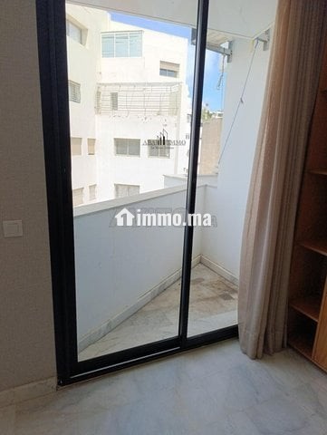 Studio Meublé Avec Emplacement Premium - Location Immobilier - Casablanca - photo 8