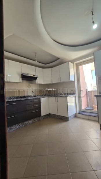Vend appartement à Guéliz. 3 grandes pièces. Terrasse - Vente Immobilier - Marrakech - photo 4