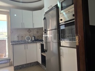 Vend appartement à Guéliz. 3 grandes pièces. Terrasse - Appartement à vendre - Marrakech