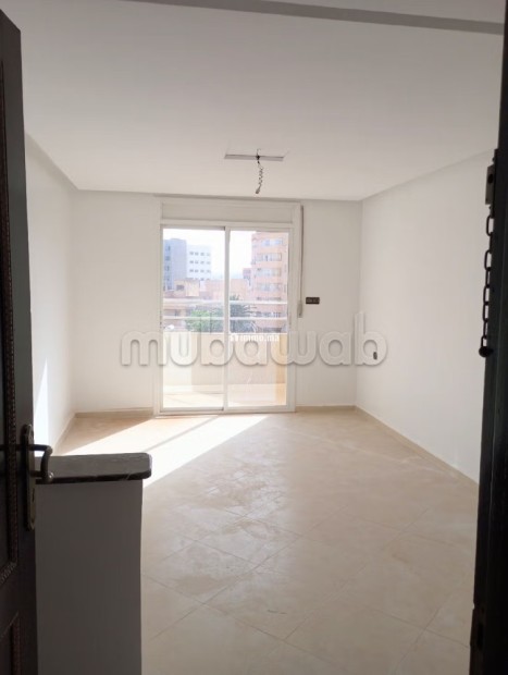 Joli appartement au centre ville - Location Immobilier - Autre - photo 3