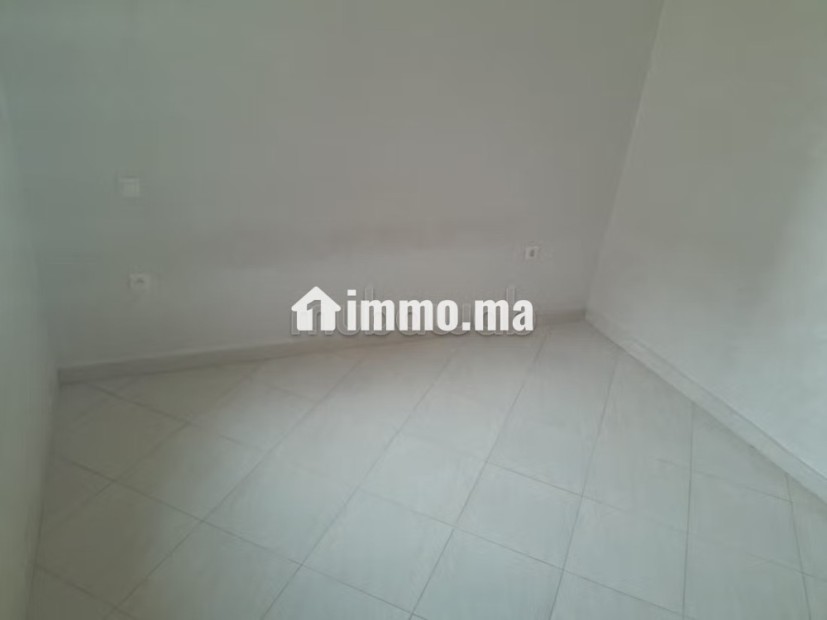 Apprtement 3 chambres en plein centre ville - Location Immobilier - Autre - photo 8