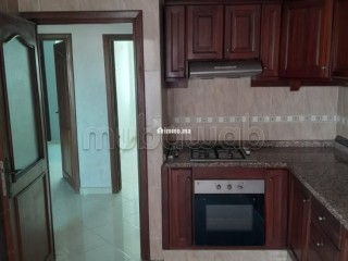 Apprtement 3 chambres en plein centre ville - Appartement à louer - Autre