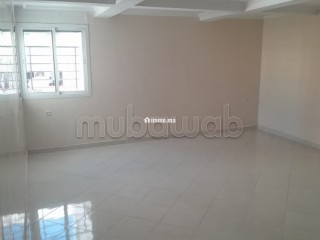 Apprtement 3 chambres en plein centre ville - Appartement à louer - Autre