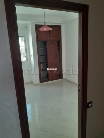 apprtement-3-chambres-en-plein-centre-ville-big-9