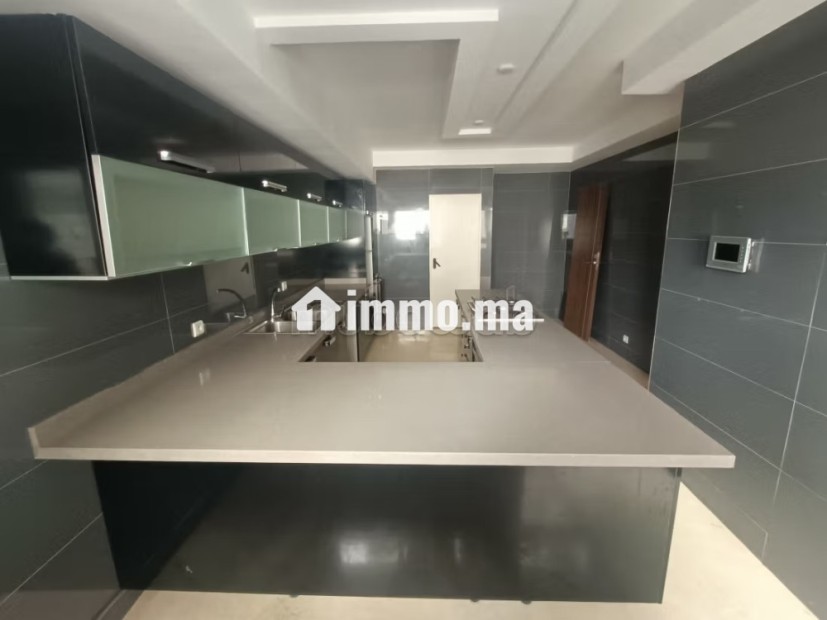 Grand 3 chambres neuf GAUTHIER - Location Immobilier - Casablanca - photo 1