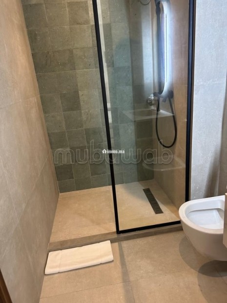 Louez cet appartement à Riviera. 2 grandes pièces. Porte blindée et parabole - Location Immobilier - Casablanca - photo 8