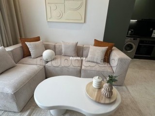 Louez cet appartement à Riviera. 2 grandes pièces. Porte blindée et parabole - Appartement à louer - Casablanca
