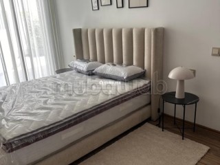 Louez cet appartement à Riviera. 2 grandes pièces. Porte blindée et parabole - Appartement à louer - Casablanca