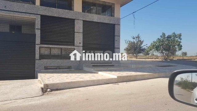 بقعة للاستثمار واجهتين و3 طوابق ومكازات ولاكاف - Vente Immobilier - Casablanca - photo 1