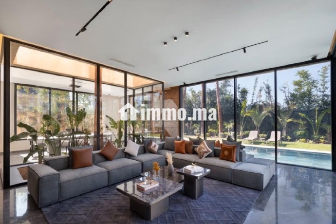 magnifique-villa-a-vendre-a-route-de-lourika-6-grandes-pieces-salon-traditionnel-marocain-residence-securisee-big-10