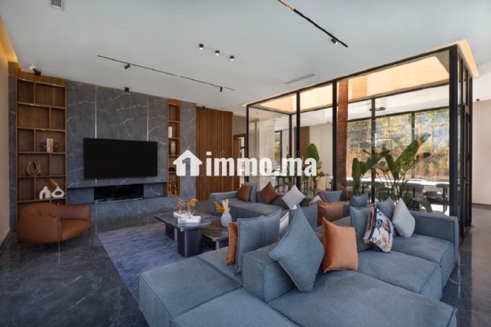 magnifique-villa-a-vendre-a-route-de-lourika-6-grandes-pieces-salon-traditionnel-marocain-residence-securisee-big-11