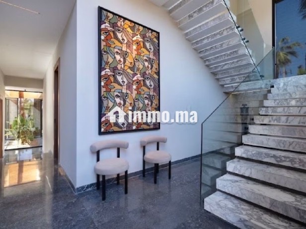 magnifique-villa-a-vendre-a-route-de-lourika-6-grandes-pieces-salon-traditionnel-marocain-residence-securisee-big-6