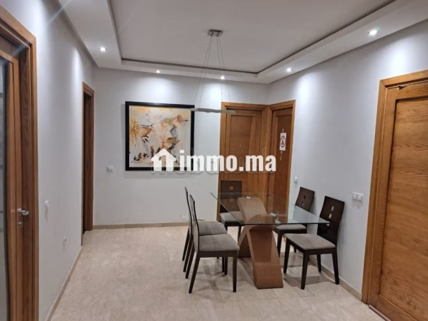 bel-appartement-en-location-a-agdal-3-pieces-bien-meuble-big-16