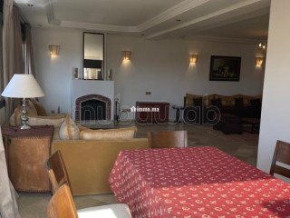 Appartement en location à Riyad. Surface de 215 m². Ascenseur et terrasse - Appartement à louer - Rabat