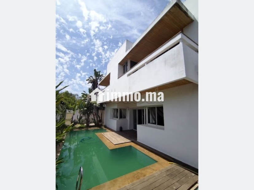 Villa de luxe à vendre à Plage rose marée. Surface de 438 m². Bien meublé - Vente Immobilier - Autre - photo 7