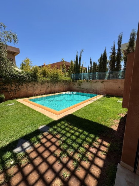 Villa de haut standing à louer à Route de l'Ourika. Superficie 240 m². Bien meublé - Location Immobilier - Marrakech - photo 2