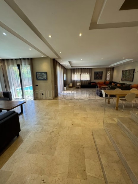 Villa de haut standing à louer à Route de l'Ourika. Superficie 240 m². Bien meublé - Location Immobilier - Marrakech - photo 6