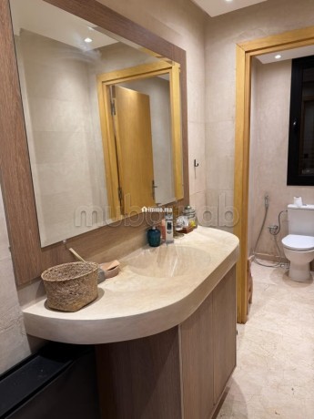 villa-de-haut-standing-a-louer-a-route-de-lourika-superficie-240-m2-bien-meuble-big-6