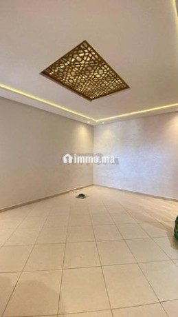 apparemment-location-big-0