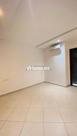 apparemment-location-big-6