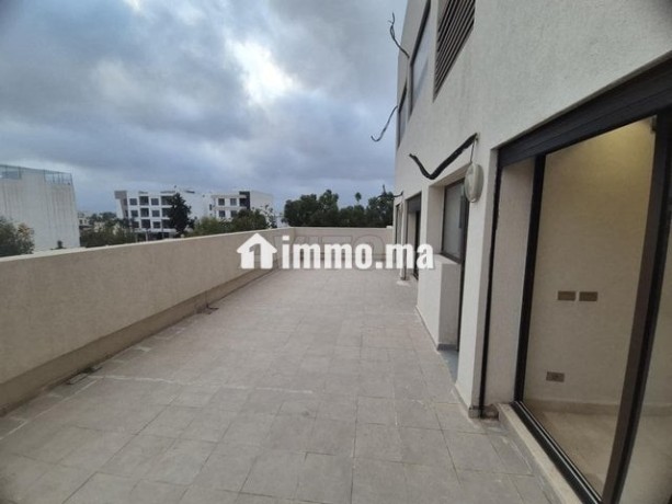 appartement-non-meuble-avec-terrasse-big-5