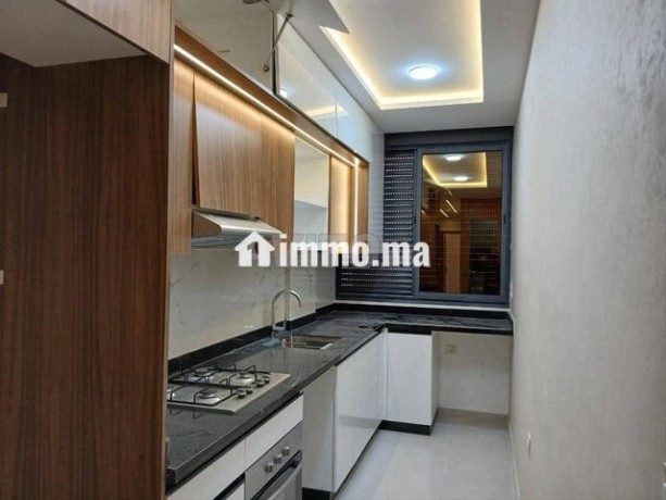 apparemment-location-big-0