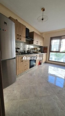 appartement-fraichement-meuble-big-8